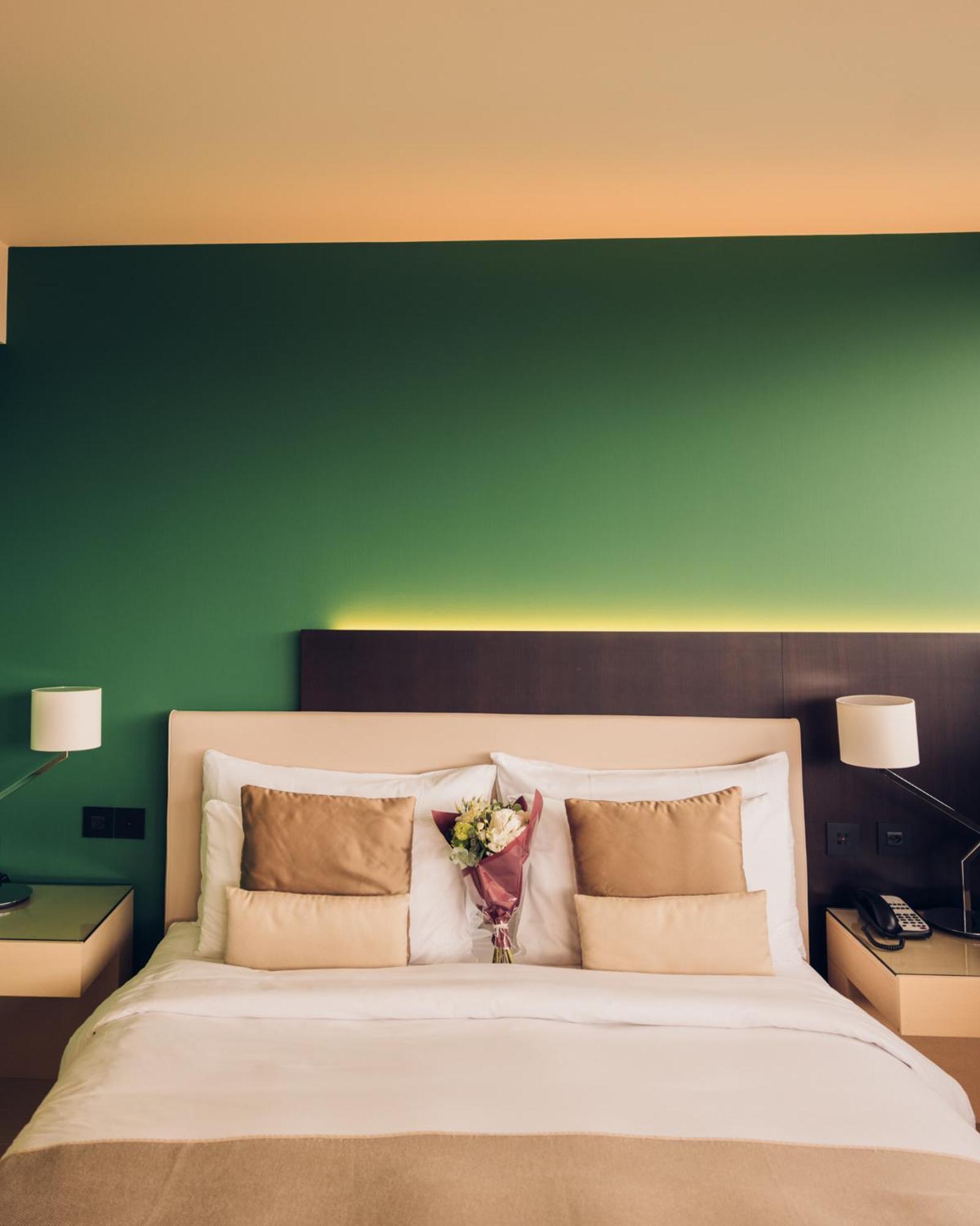 Crowne Plaza Geneva By Ihg 4*